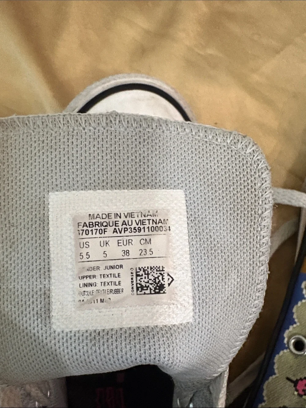 Converse Kids High-Top Sneakers in Light Gray with Multicolor Patch Details